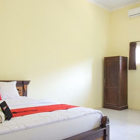 Reddoorz Syariah Near Balai Kota Probolinggo 2 Hotel Eksteriør billede